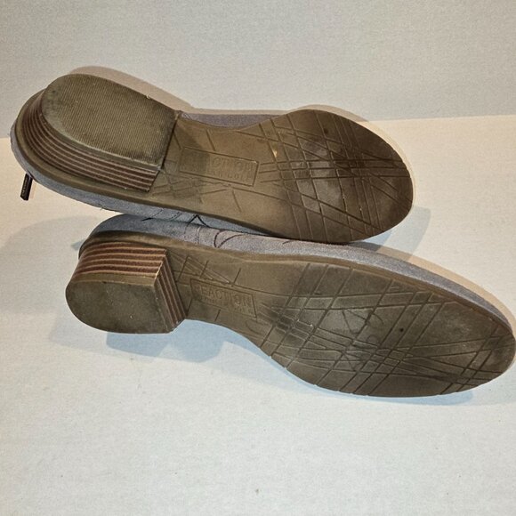 Women's Ankle Boot Suede Leather with Floral Reaction by Kenneth Cole Size 9 - Picture 5 of 9